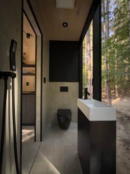 Lumi Mirror House | Michigan | Private Amenities