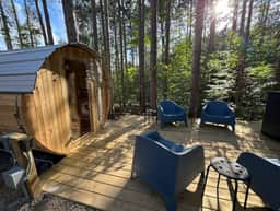 Löyly Luxury Dome | Michigan | Private Amenities