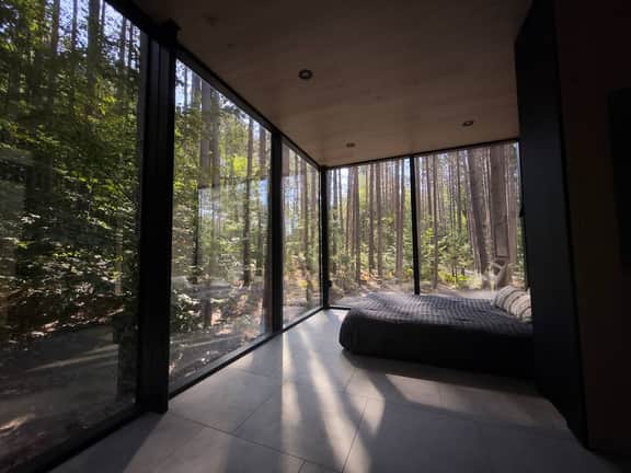 Lumi Mirror House | Michigan | Private Amenities