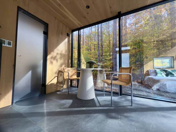 Sol Mirror House | Michigan | Private Amenities