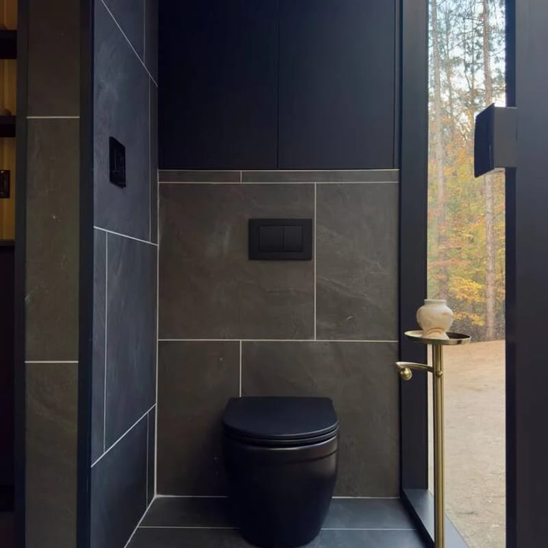 Sol Mirror House | Michigan | Private Amenities